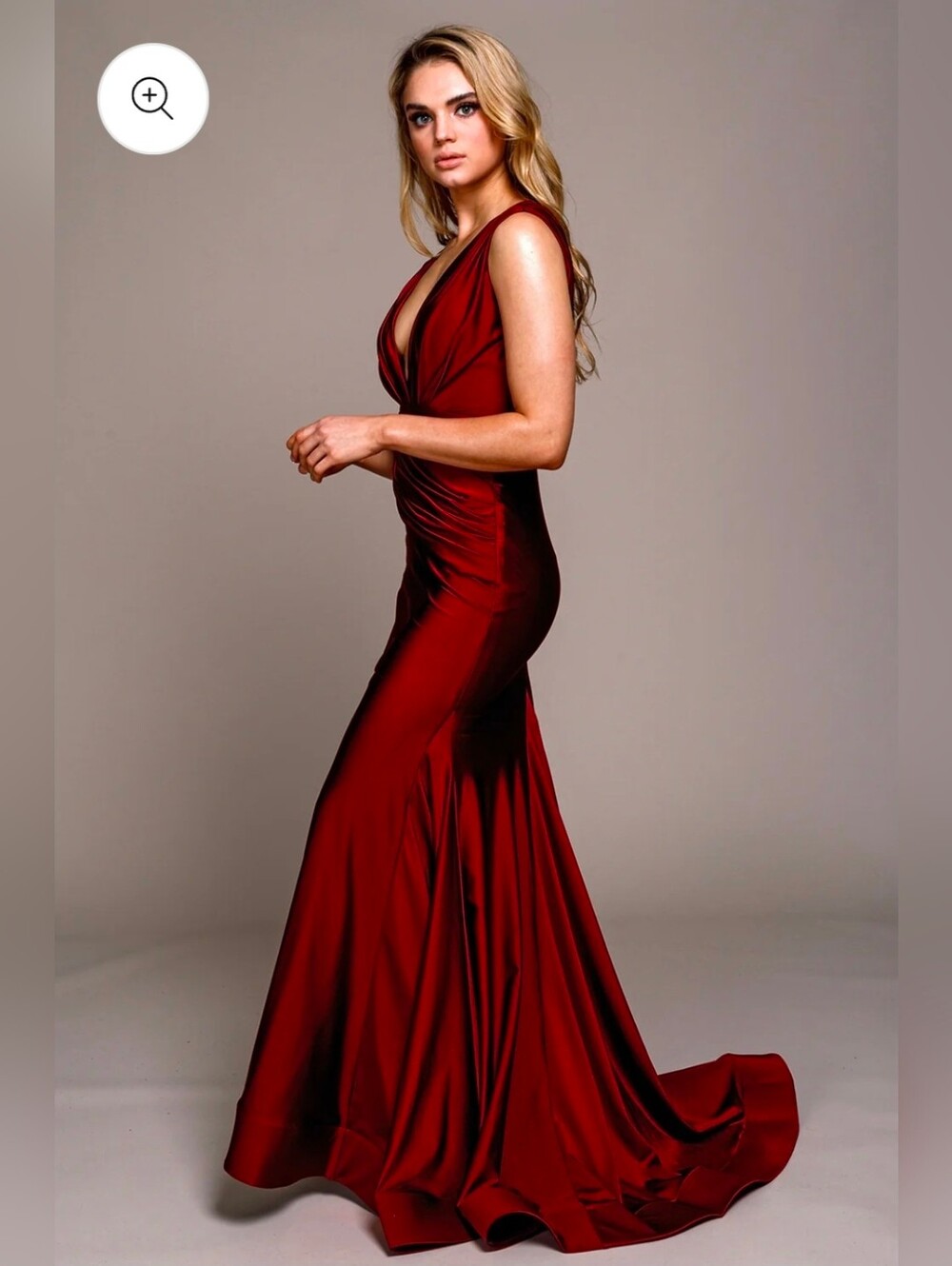 Amelia Couture Elegant Red Mermaid Satin Evening Gown Size 8